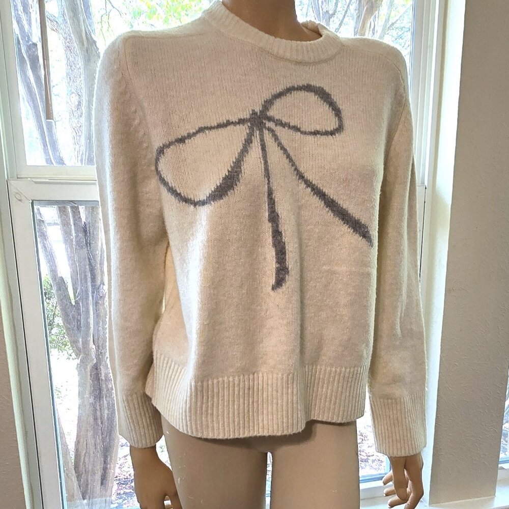 Abercrombie & Fitch Madeline Crew cream knit sweater gray bow S